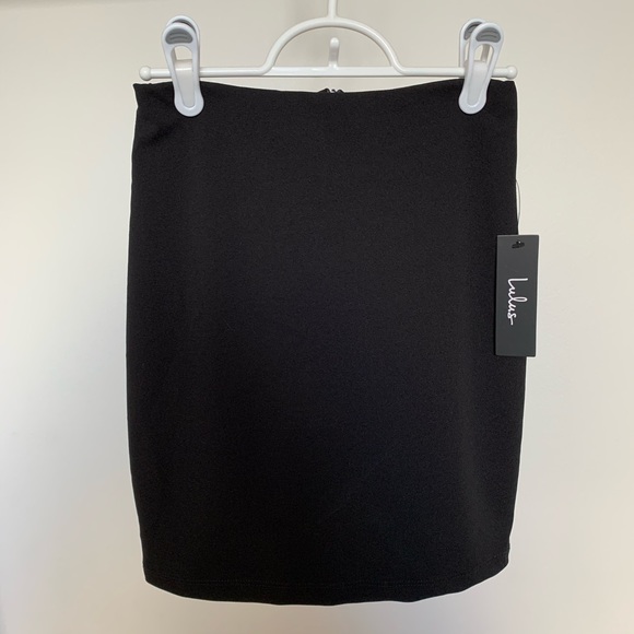 NWT Lulus Skirt - Picture 4 of 6